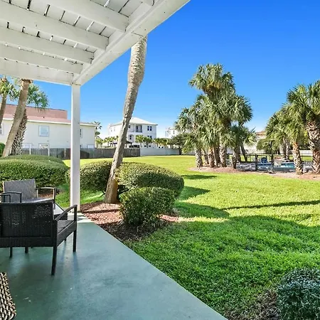 Summerhouse Townhomes #6- Blue Pearl